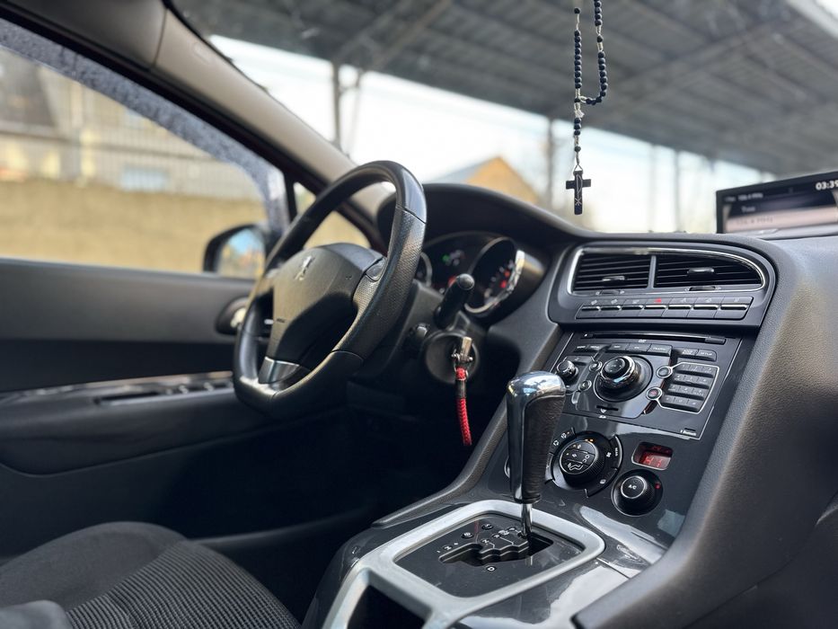 Peugeot 5008 2.0 HDI avtomat AISIN