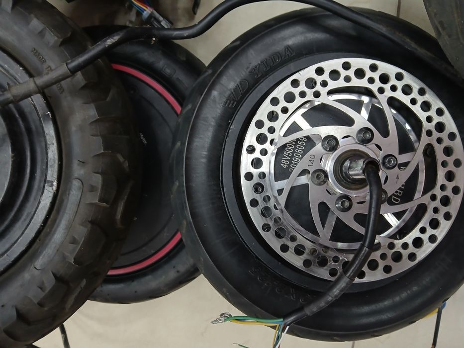 Моторколеса на електросамокат