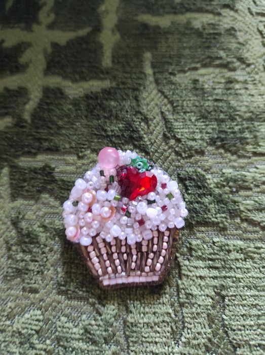 Брошь ручної роботи