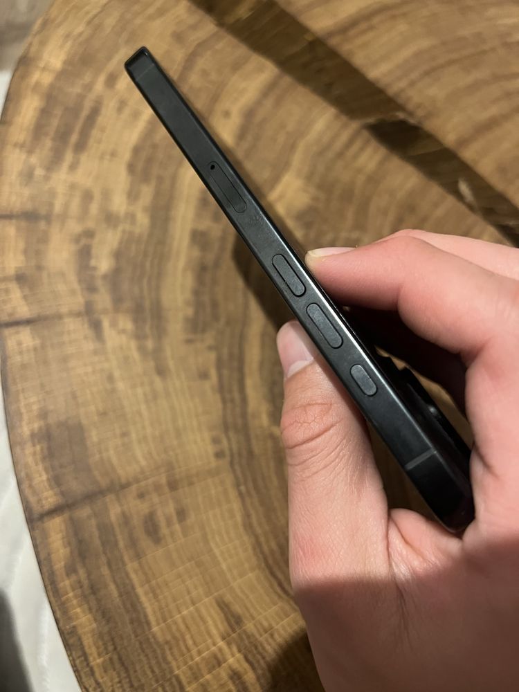 Iphone 16 pro black titanium gwarancja tylko odbiór osobisty