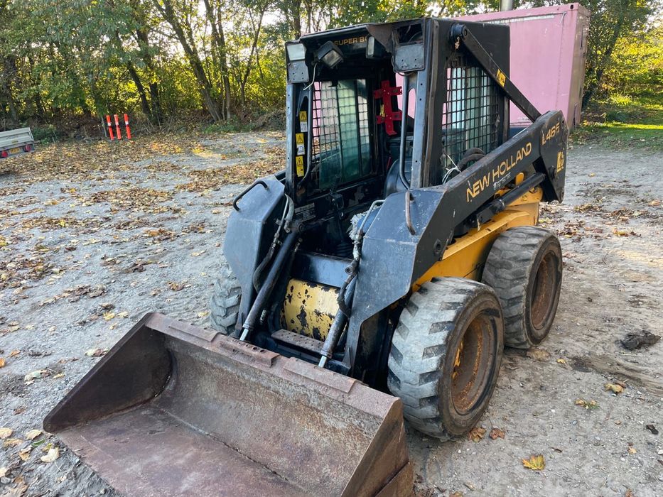 Miniładowarka Bobcat New Holland XL 465