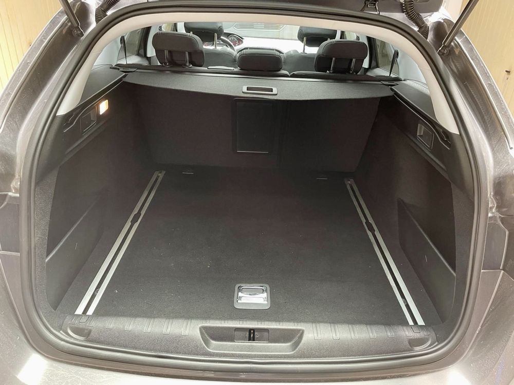 Peugeot 308 - Excelente Estado
