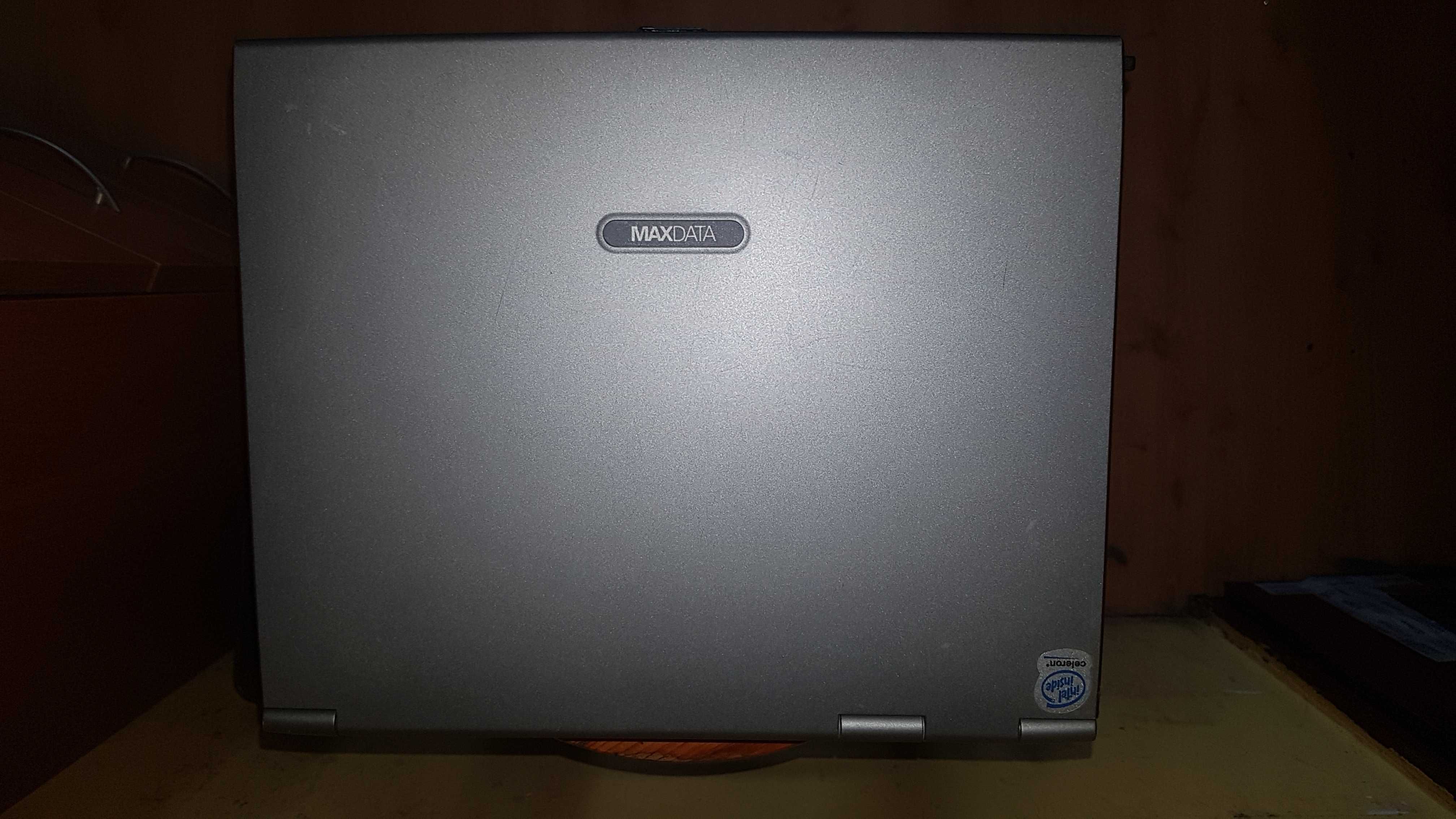 Laptop MAXDATA 3100T