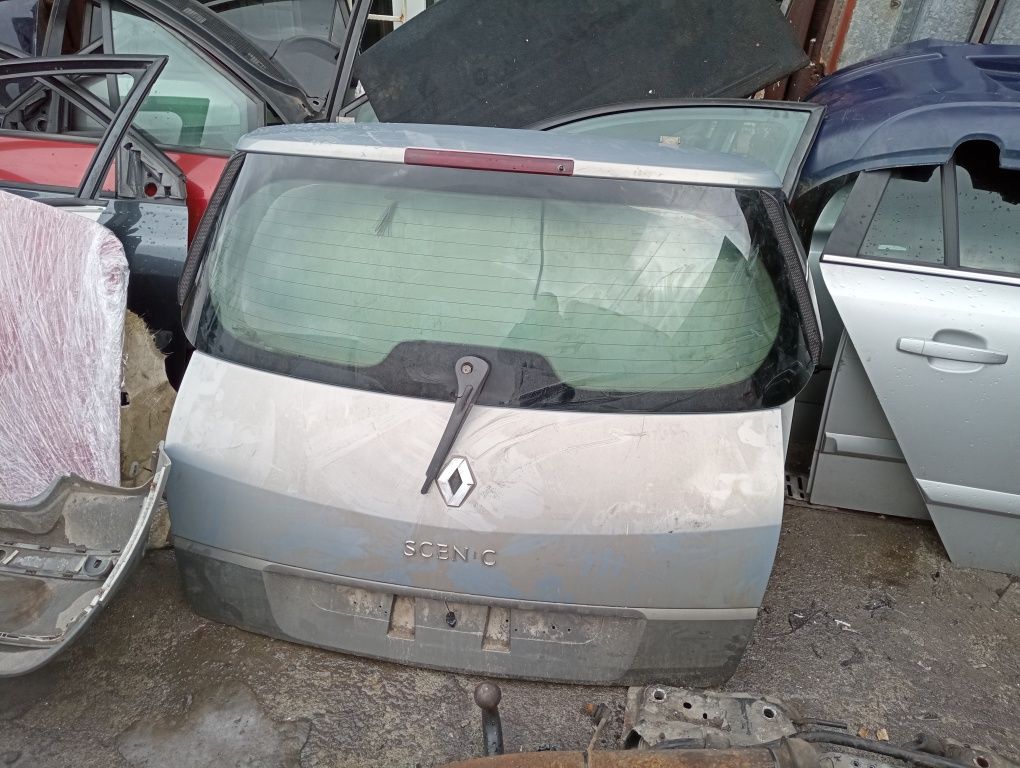 Кришка багажника Renault Scenic II 2 ляда Рено Сценік