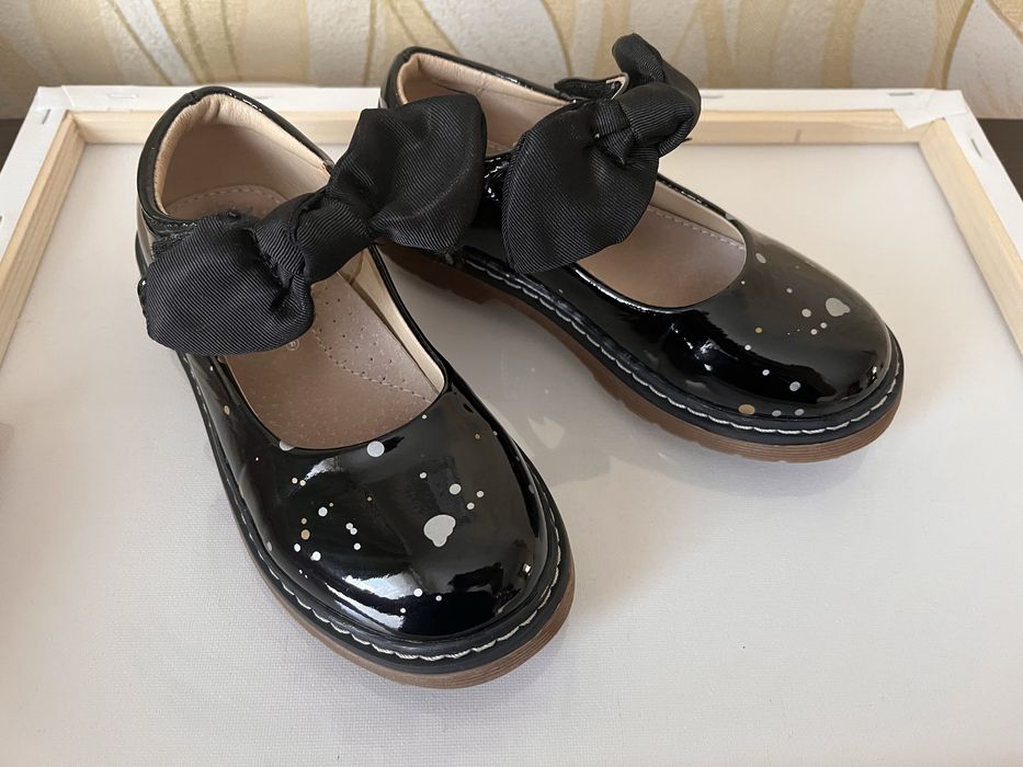 Туфлі з бантом святкові