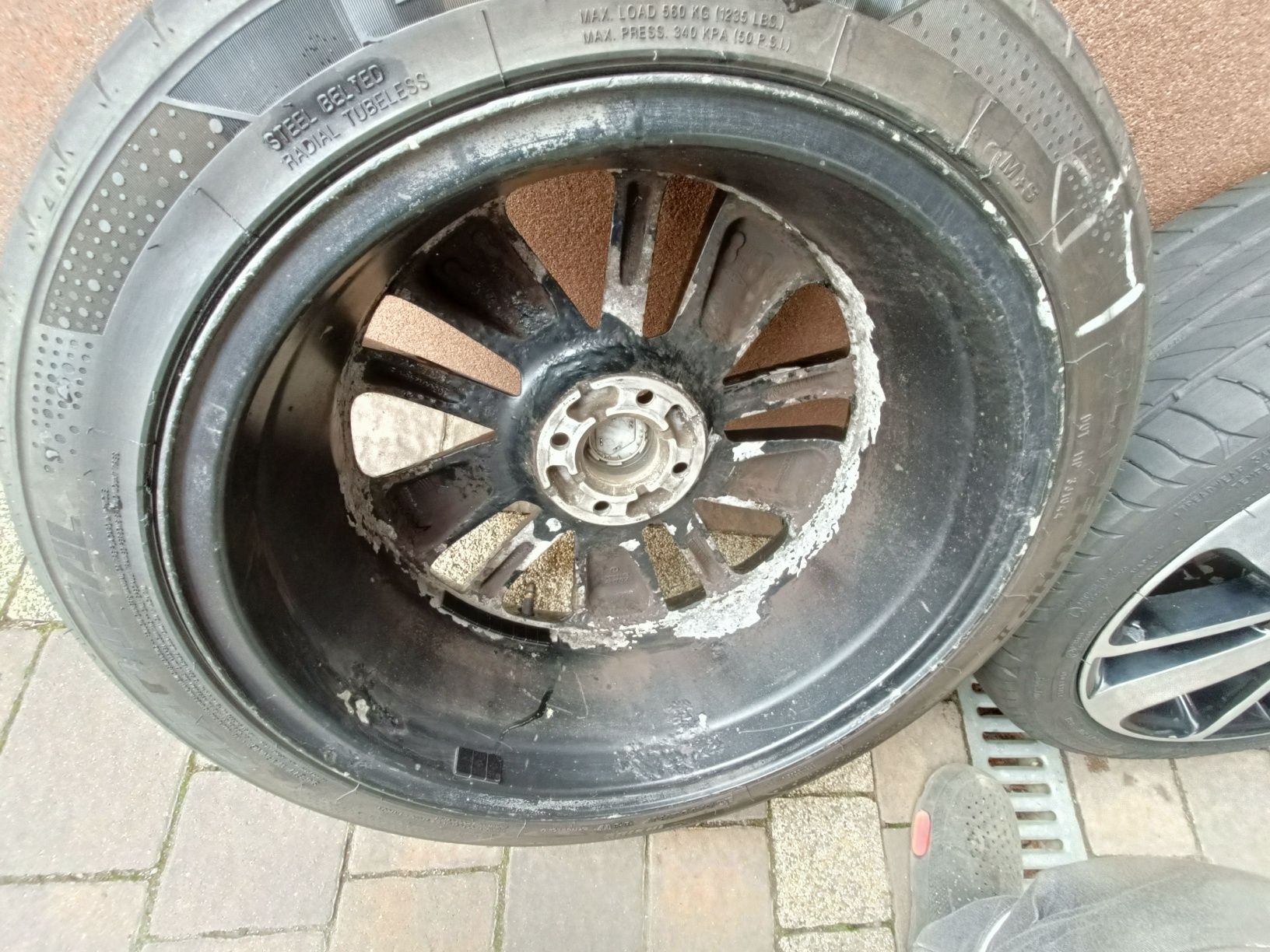 Sprzedam felgi aluminiowe