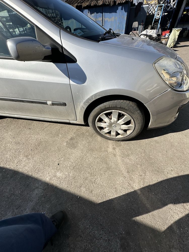 Renault Clio 3 1.6 benzyna wszystkie części TED69 Clio III na części