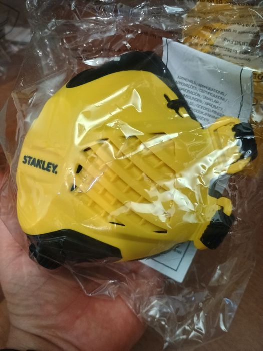 Półmaska wielokrotnego użytku STANLEY P3