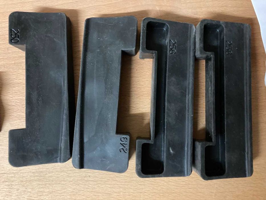 Thule sistema Rapid system - bases para Honda Civic 5 portas - KIT1416