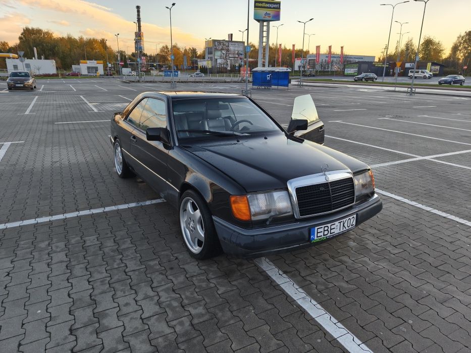 Mercedes w 124 coupe 300ce 24v