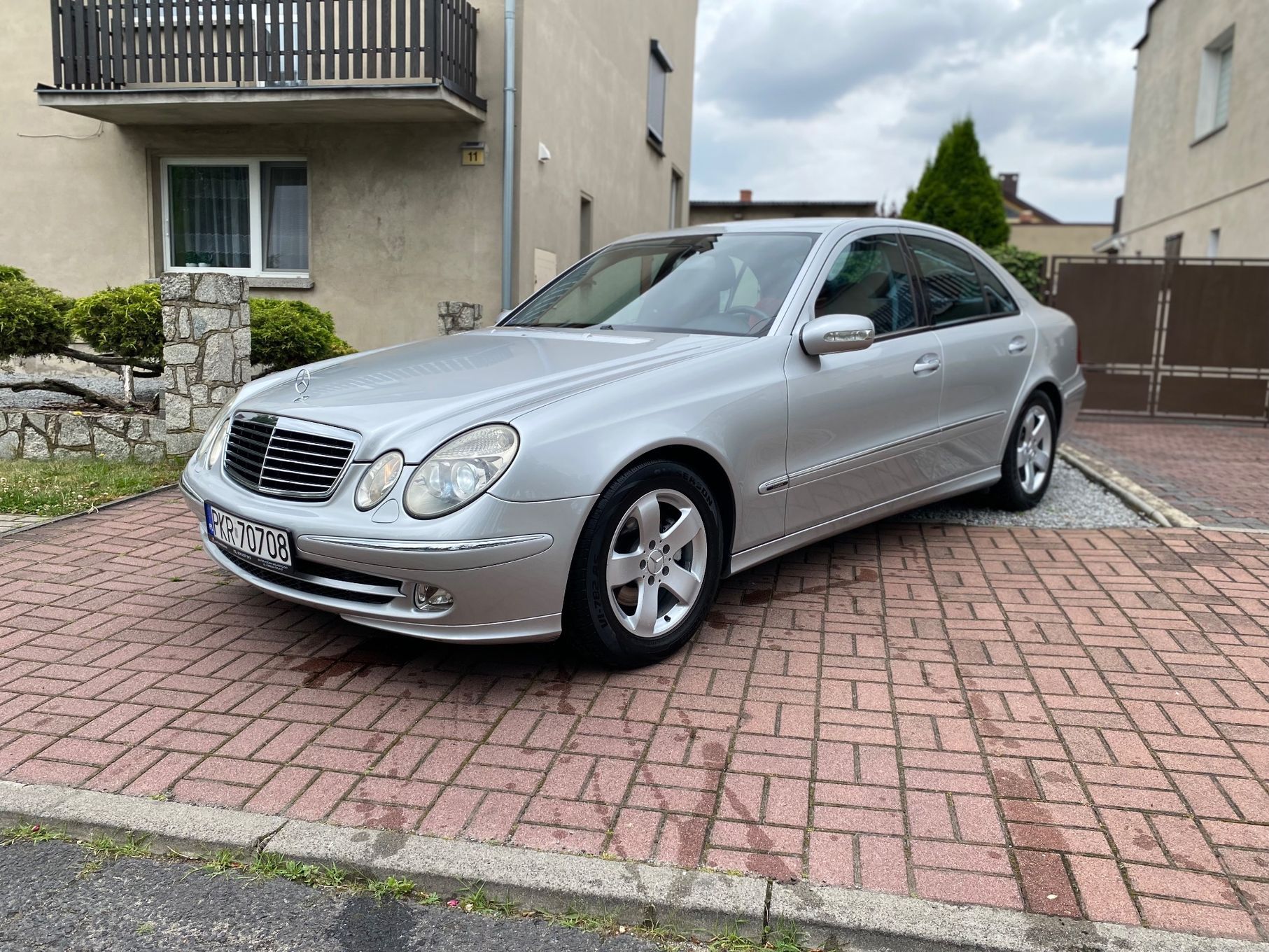 Mercedes-Benz Klasa E Avangarde Automat Mały przebieg!!
