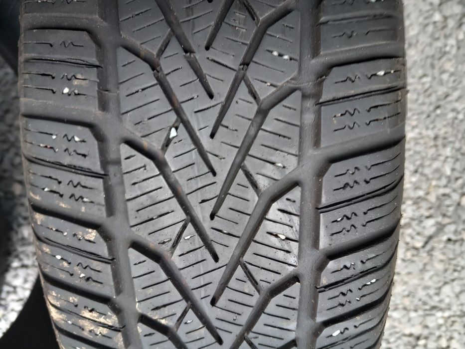 Sprzedam oponę Semperit 195/65 15tkępojedynczą