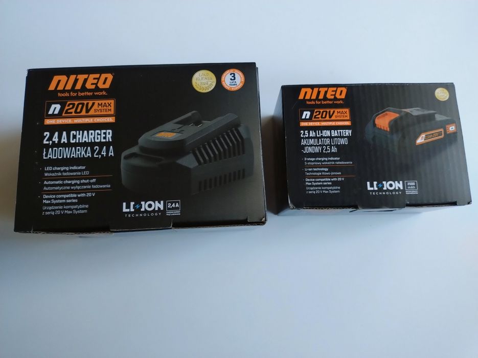 Akumulator niteo, ładowarka.