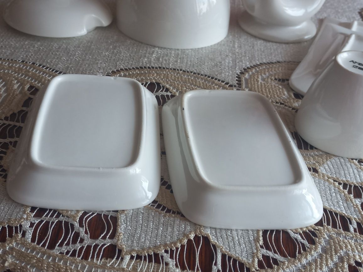 Cukiernica serwetnik filiżanka ambition porcelana