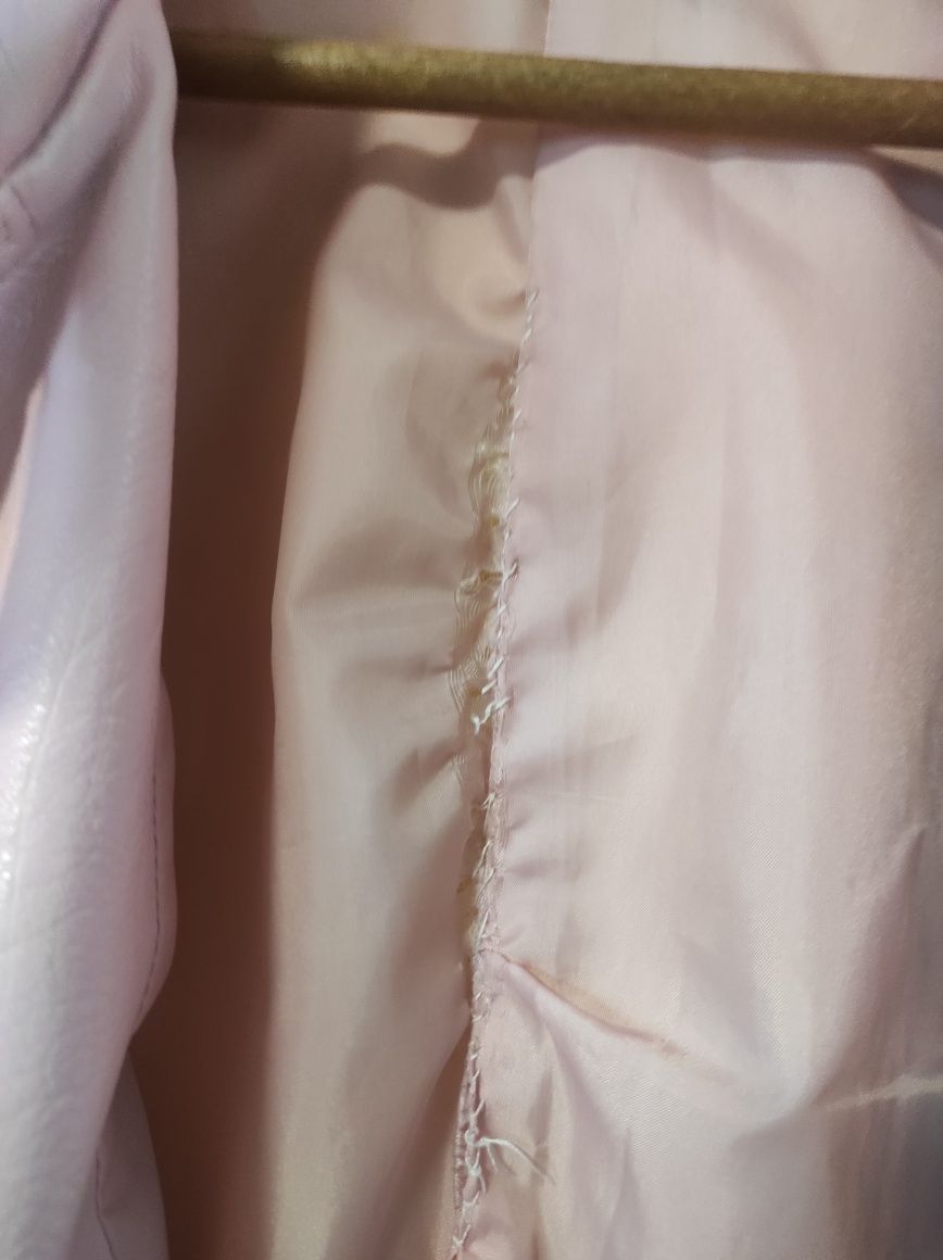 Куртка весенняя осенняя женская розовая из экокожи