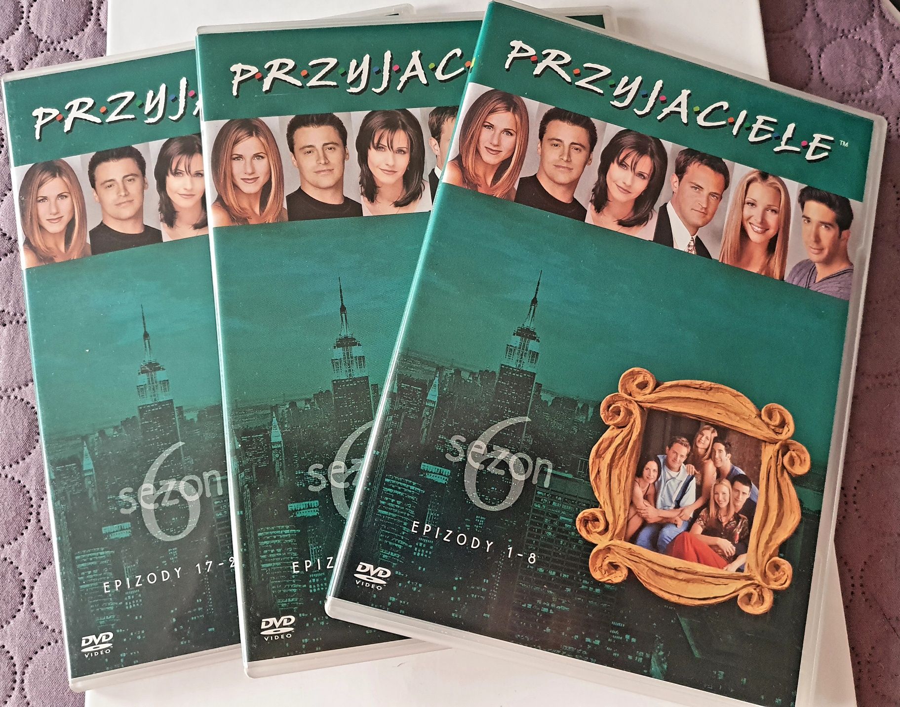 Friends - Przyjaciele - sezon 6, 2 z 3 plyt DVD