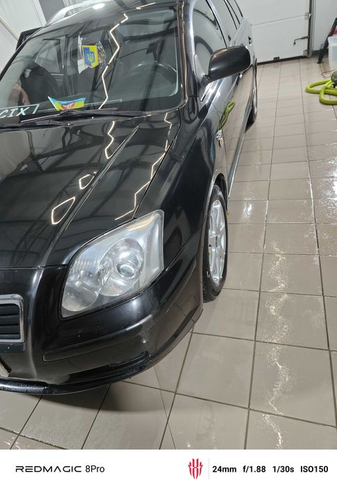 Продам Toyota Avensis