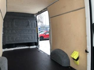 Volkswagen Crafter L3H2 zabudowa części ładunkowej