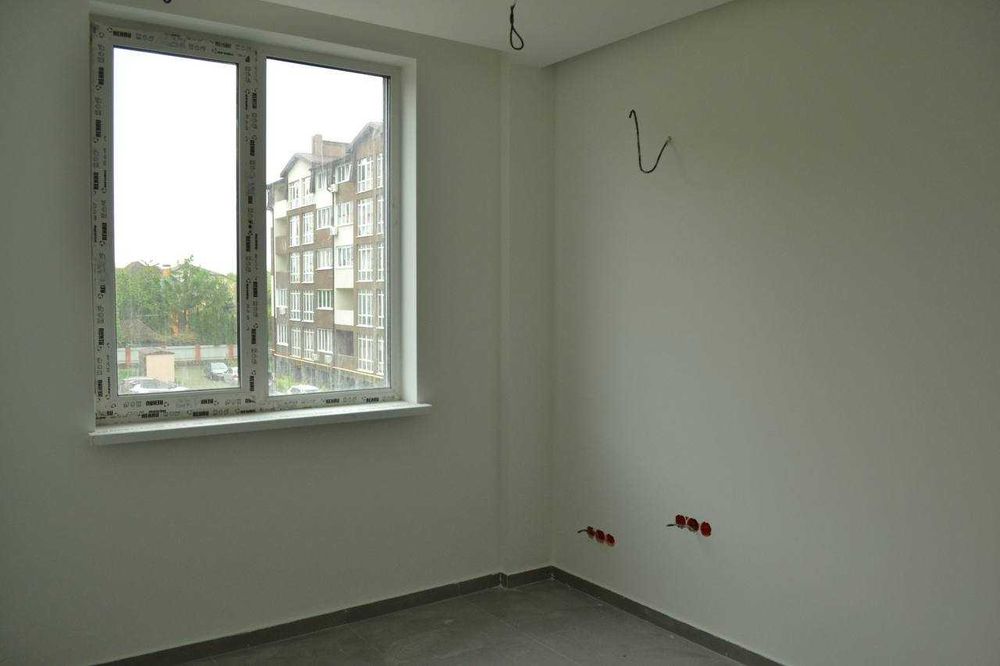 Двокімнатна квартира с.Гатне  з ремонтом в новобудові.