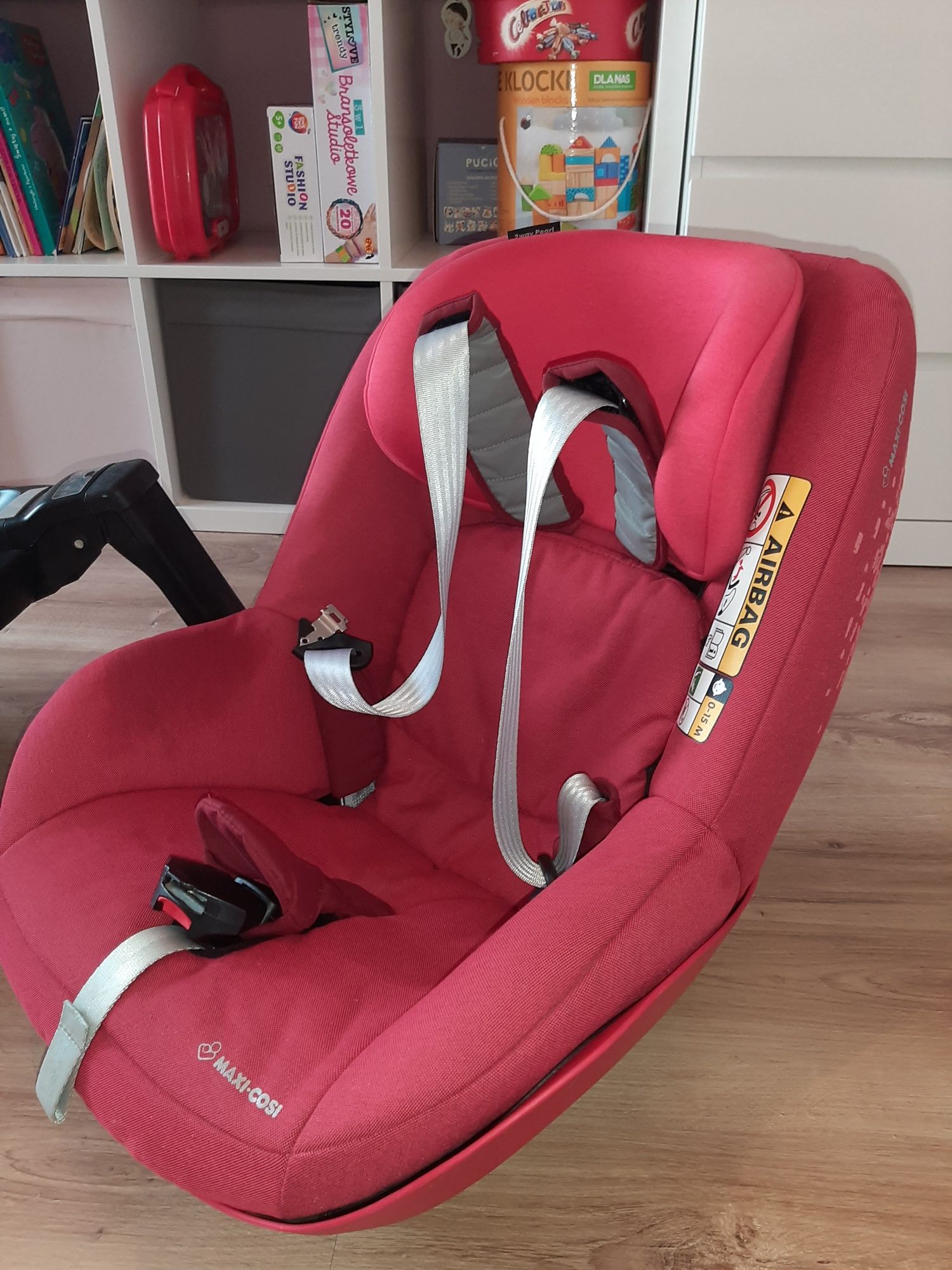 Maxi-Cosi 2WayPearl + baza 2WayFix (zestaw) 9 -18 kg