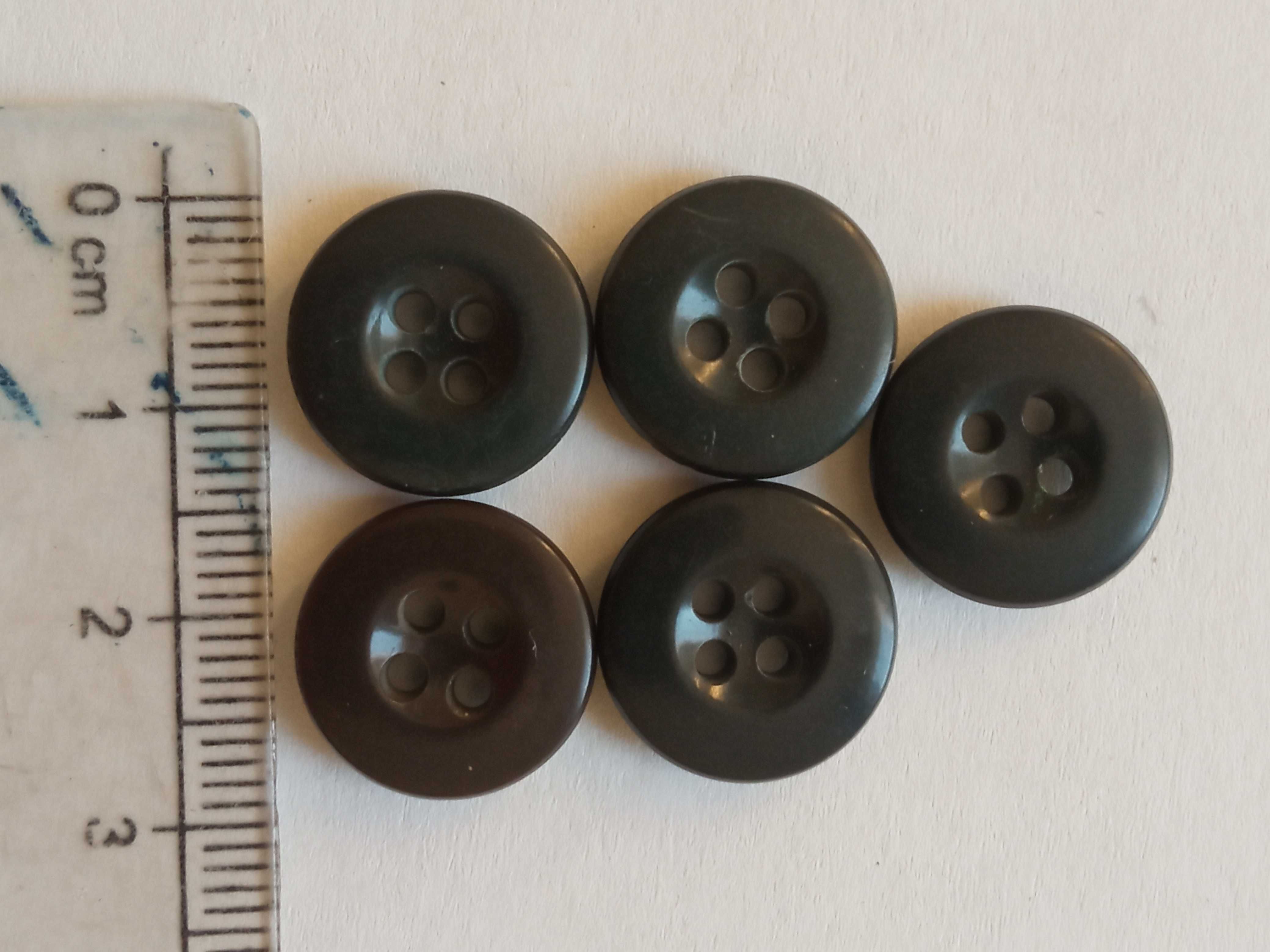 Guziki 5 szt cztery dziurki czarne średnica 1,4 cm Guzik czarny