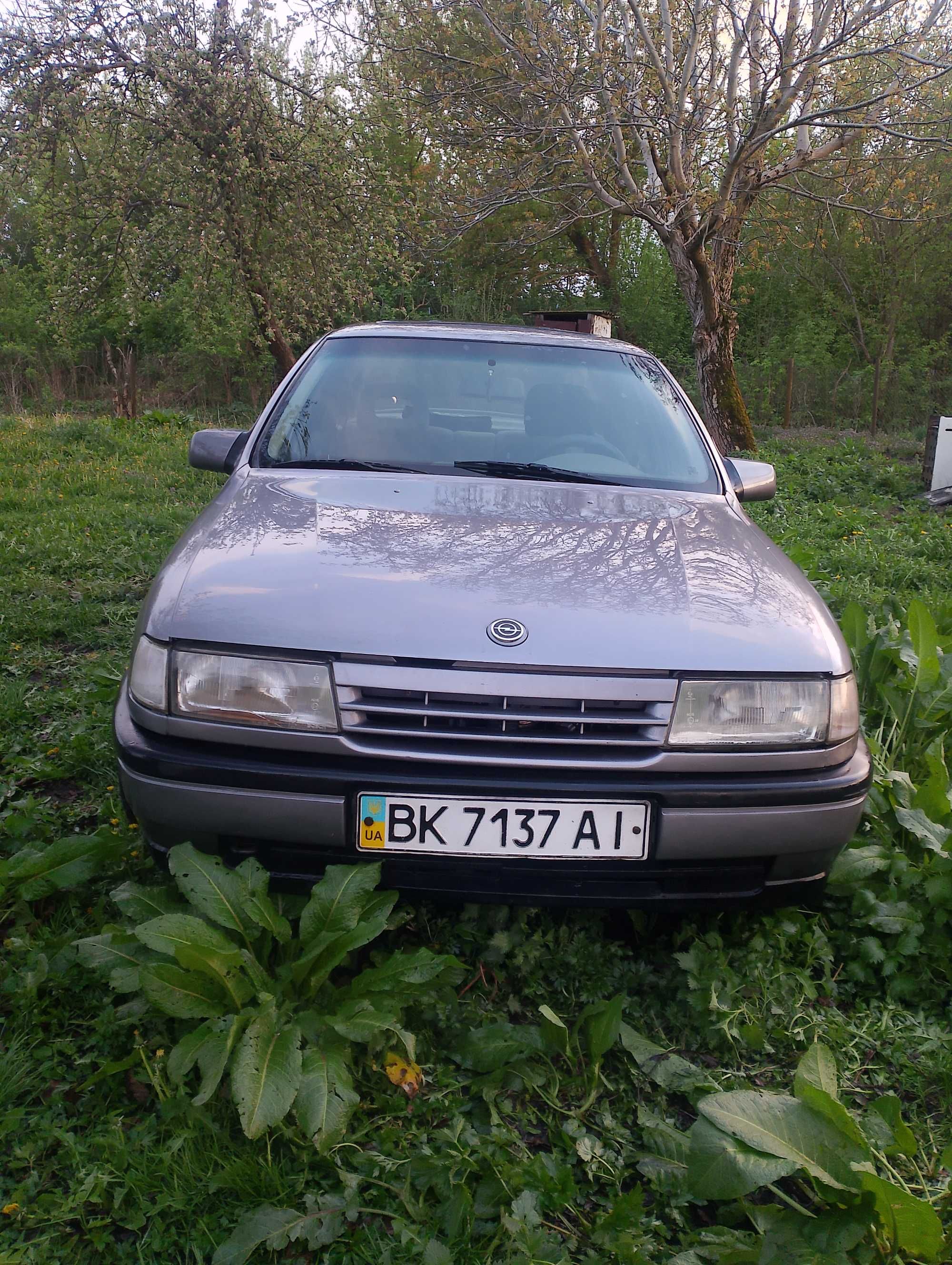 автомобіль Опель вектра на запчастини