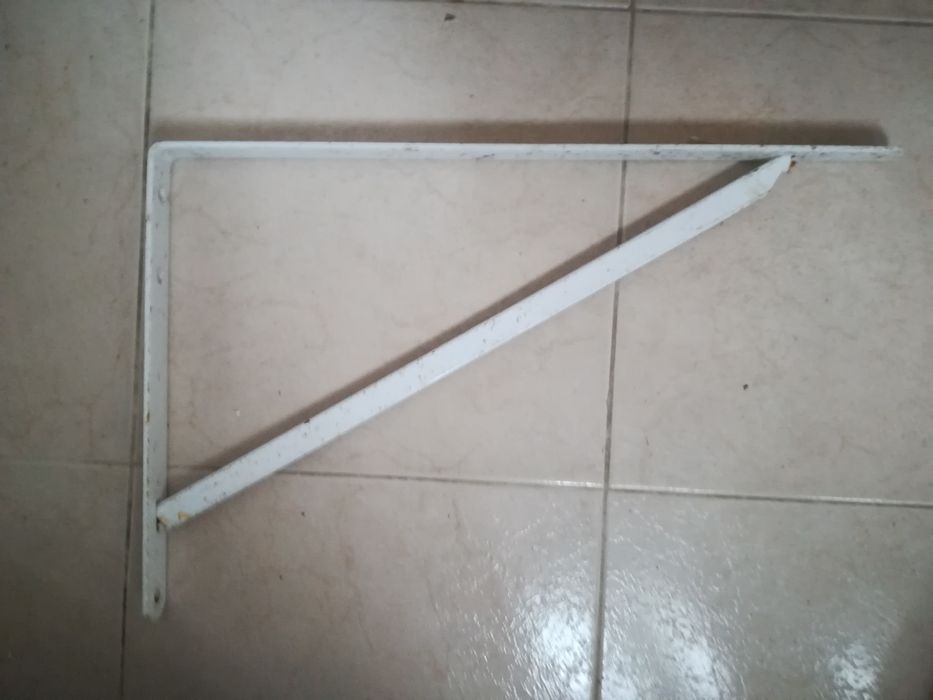 Poleia em quadro reforçado de ferro