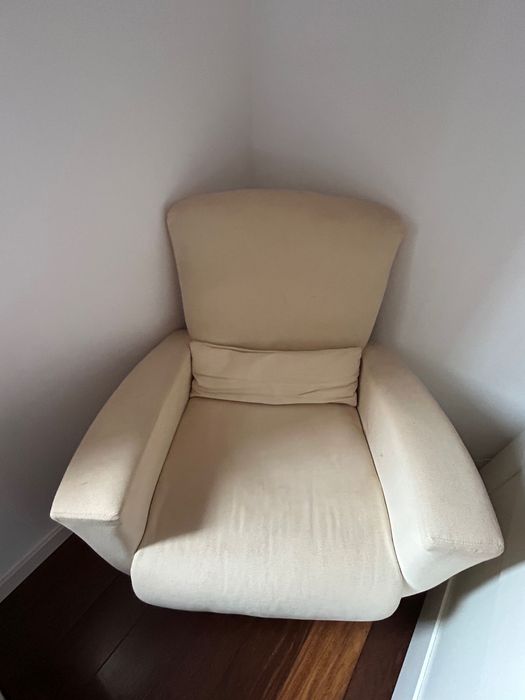 Sofá poltrona individual branca