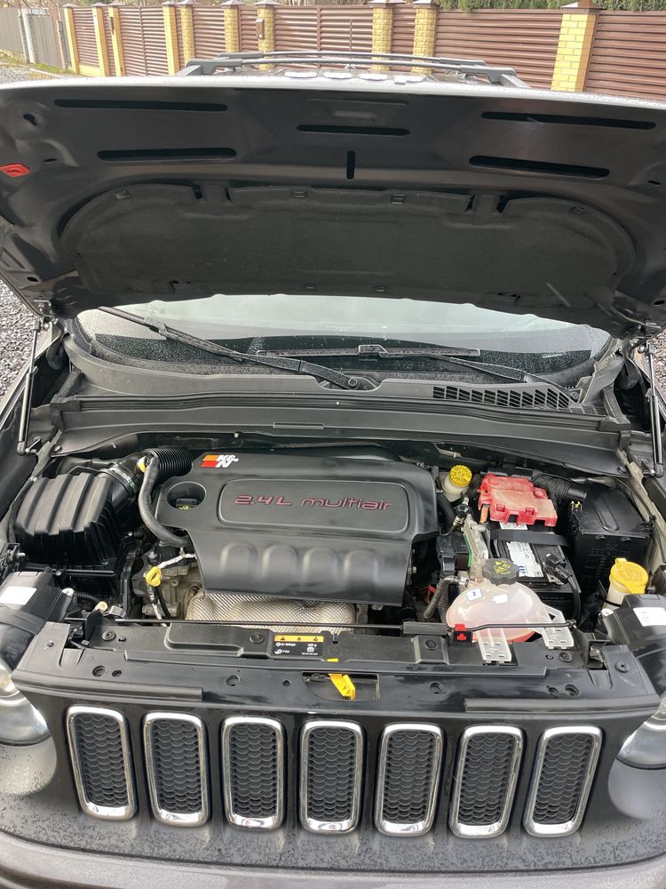 Jeep Renegade 2018 Latitude 4х4