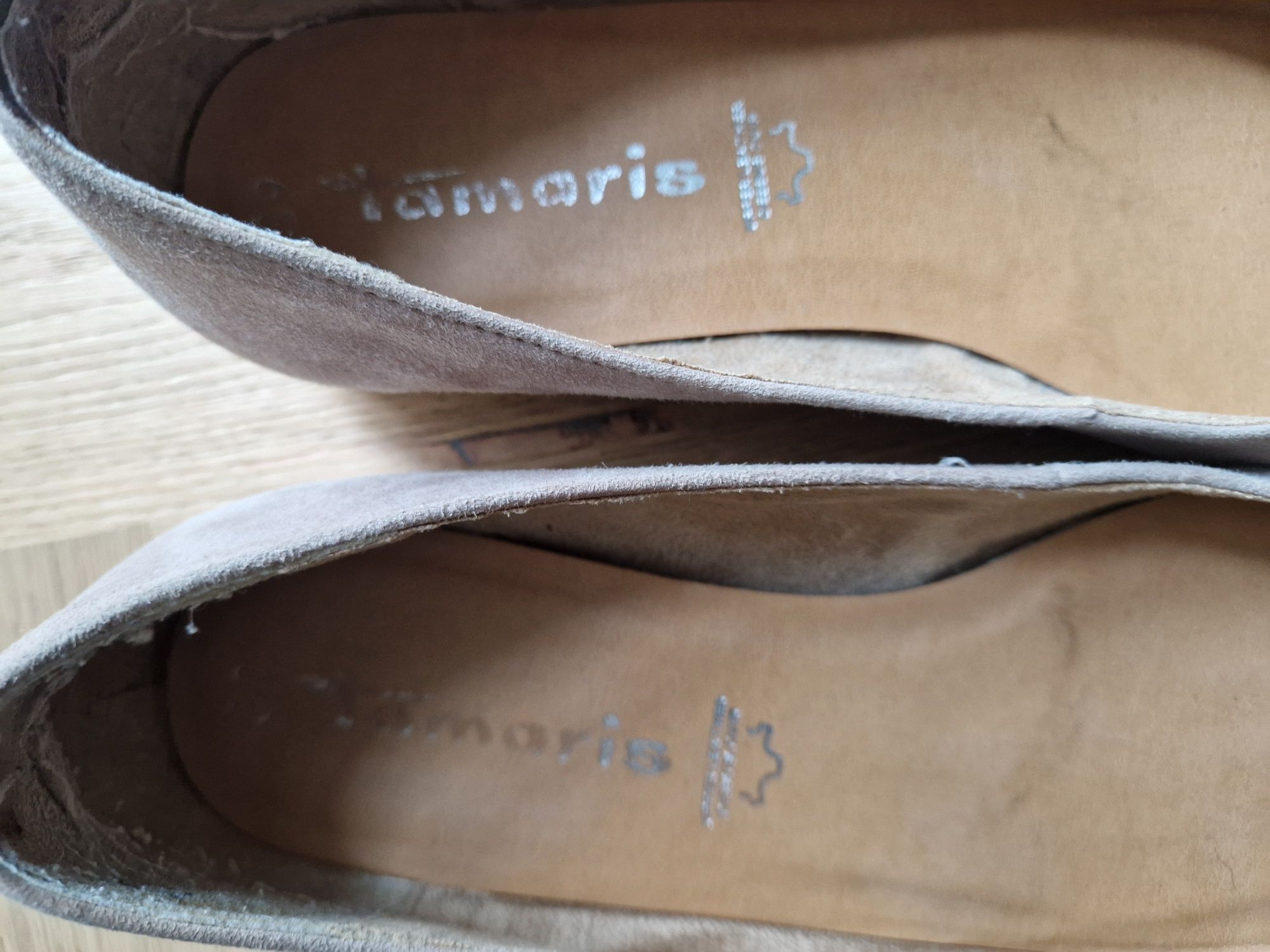 Skórzane baleriny Tamaris beżowe r. 39