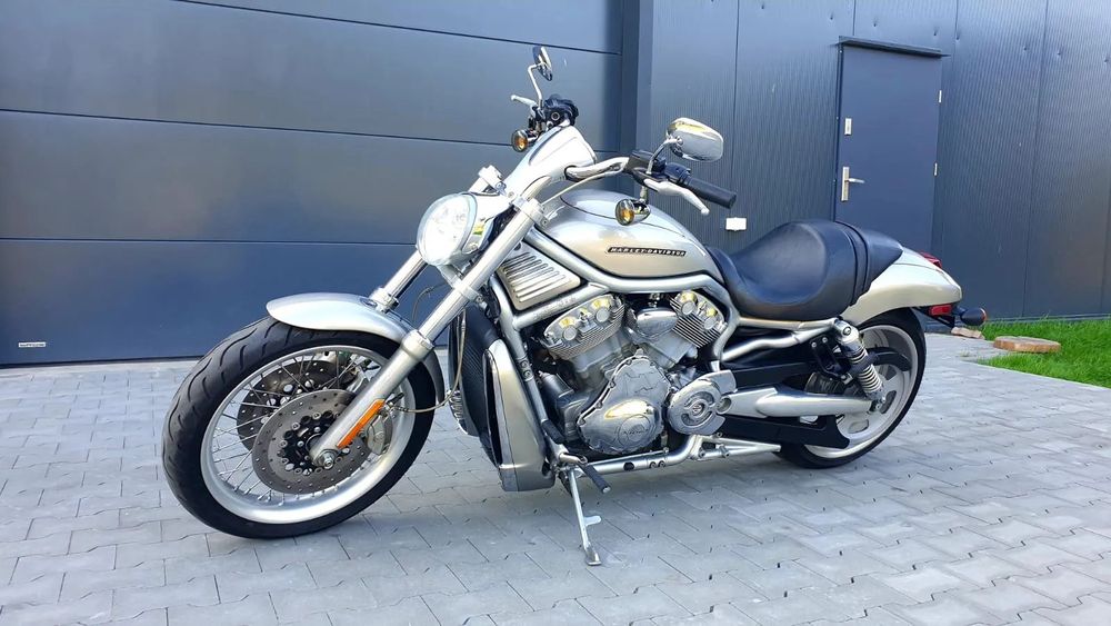 Harley-Davidson Softail V-Rod VRSCAW / 1250 / Bezwypadkowy / Screamin Eagle