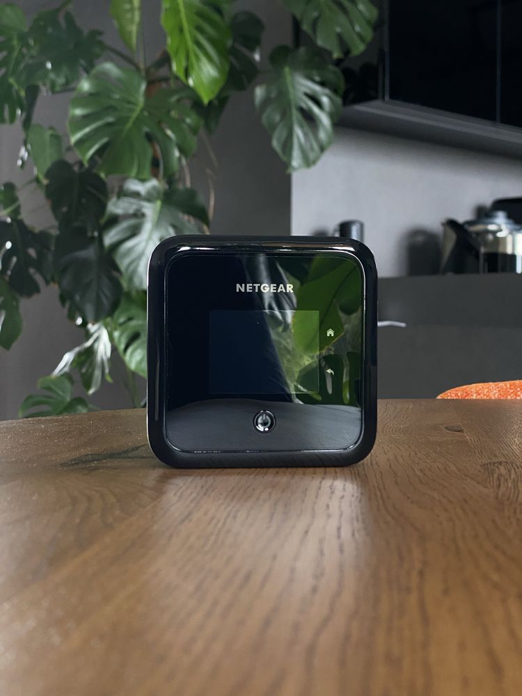 Router 5G Netgear Nighthawk M5 MR5200