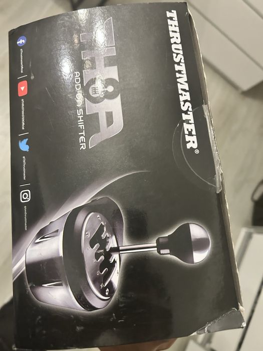 Thrustmaster TH8A