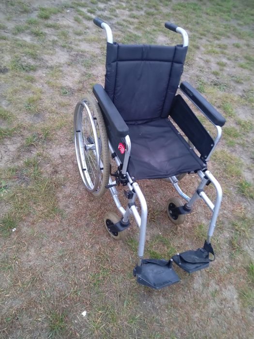 Wózek inwalidzki składany dla osoby dorosłej