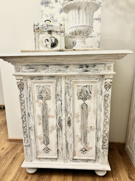 Komoda Shabby chic piękna