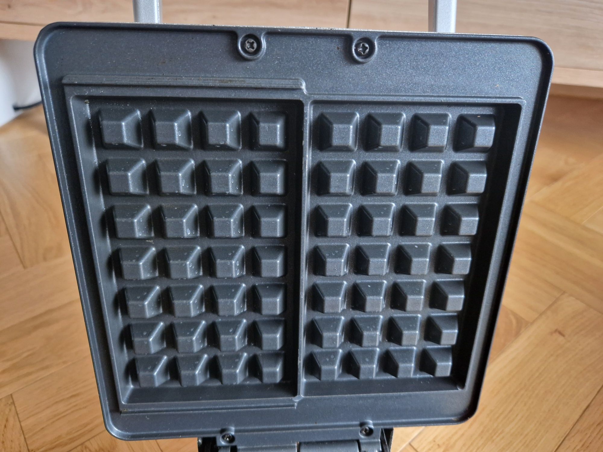 Gofrownica MPM model MGO-13 moc 1400 W