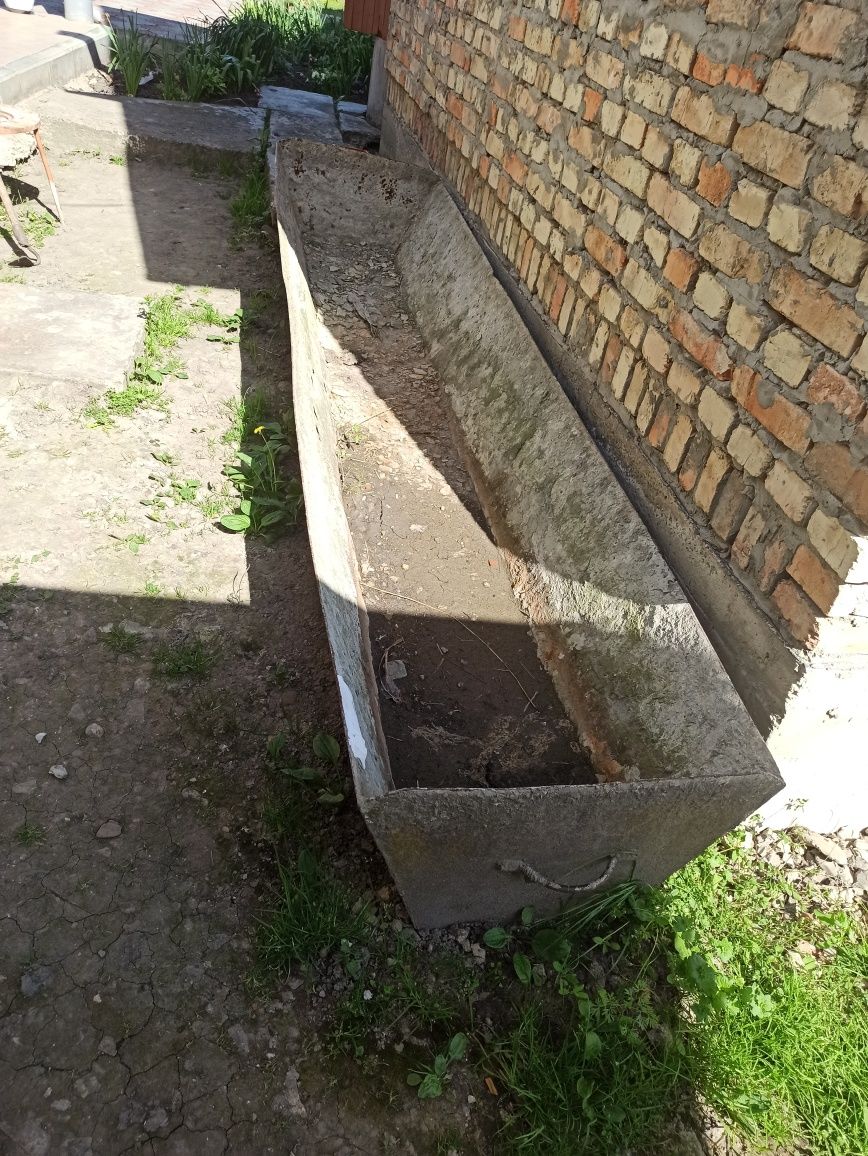 Бадя (корито для бетону)