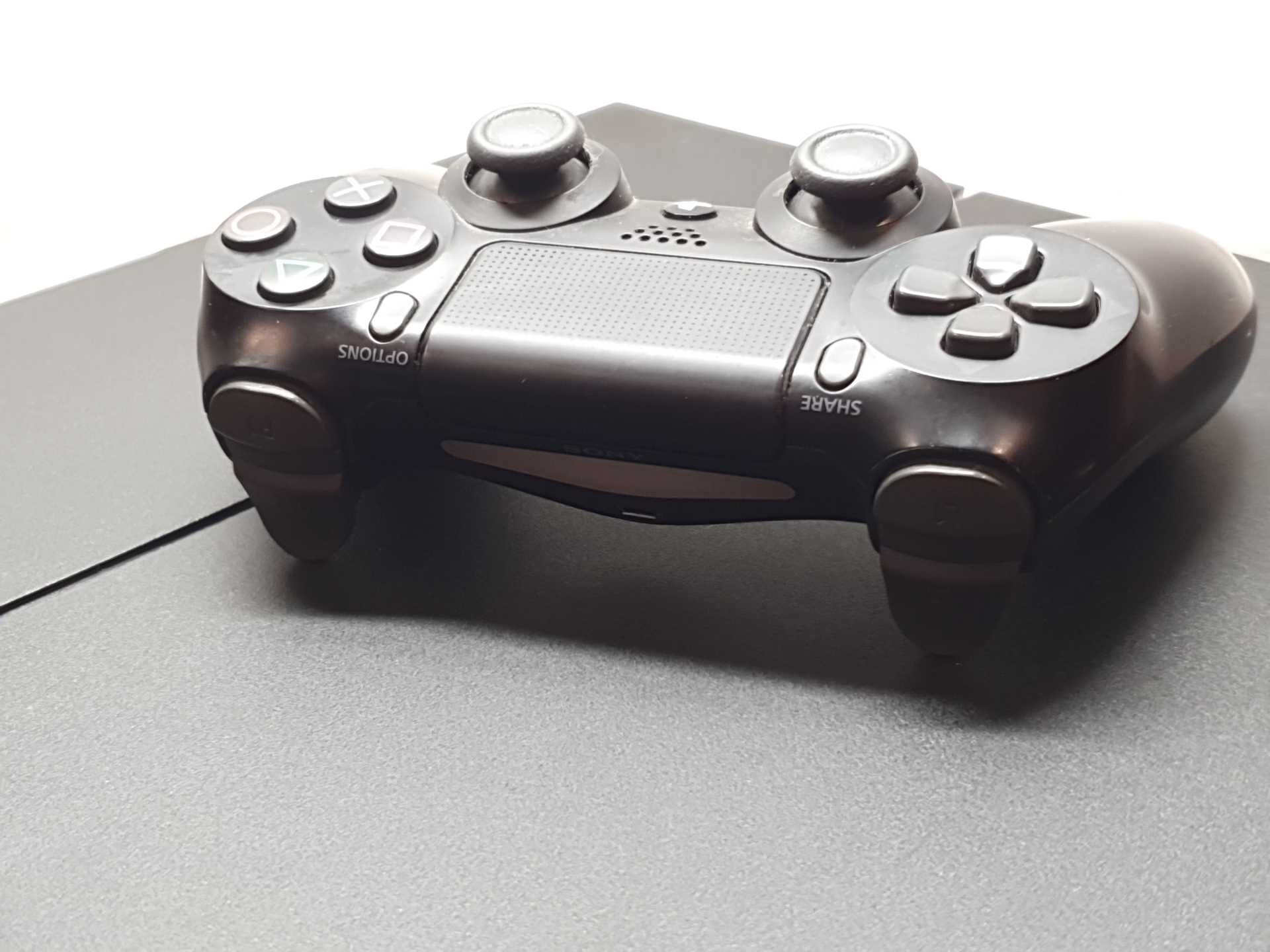 Konsola do gier PlayStation 4 1TB Sk