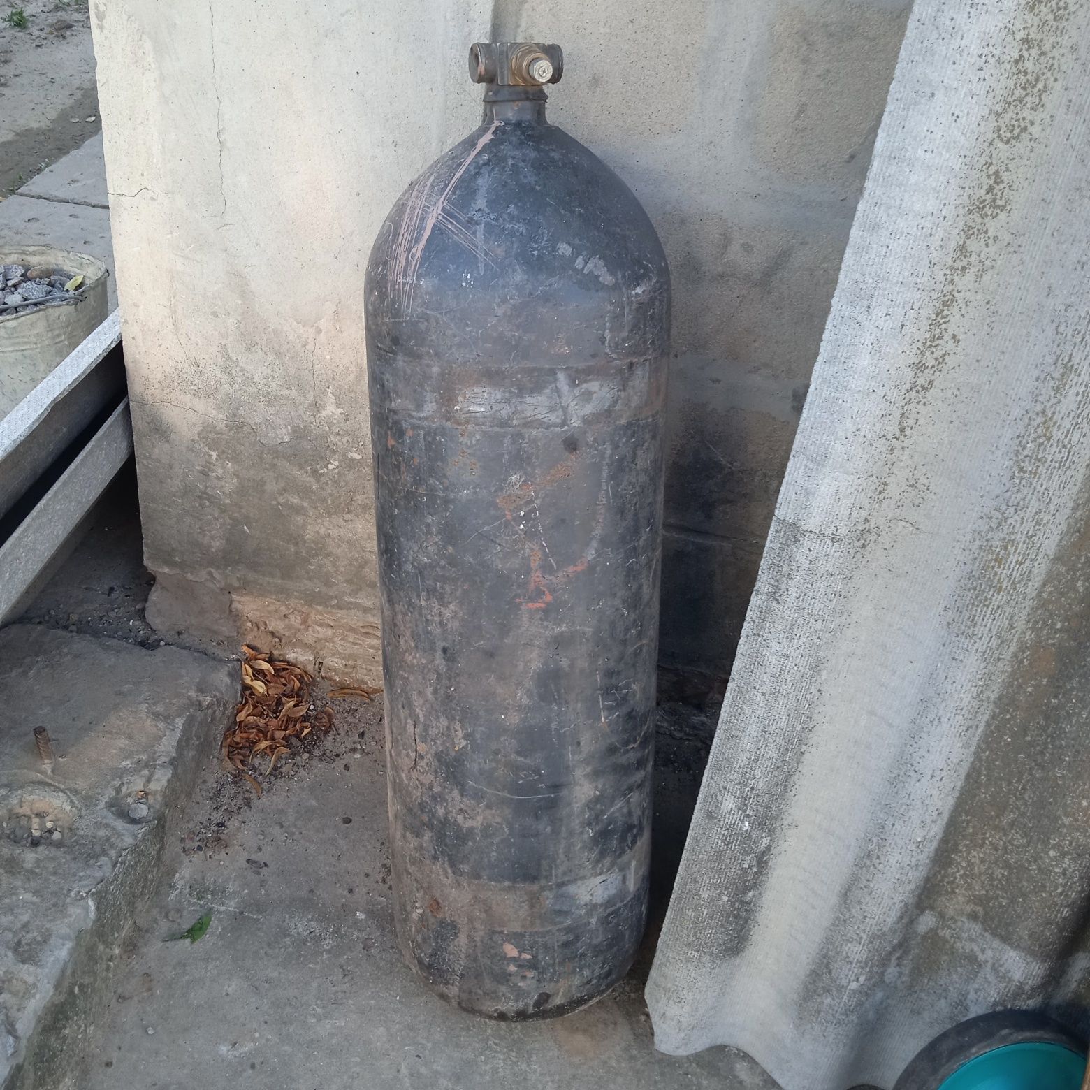Баллон газовый .
