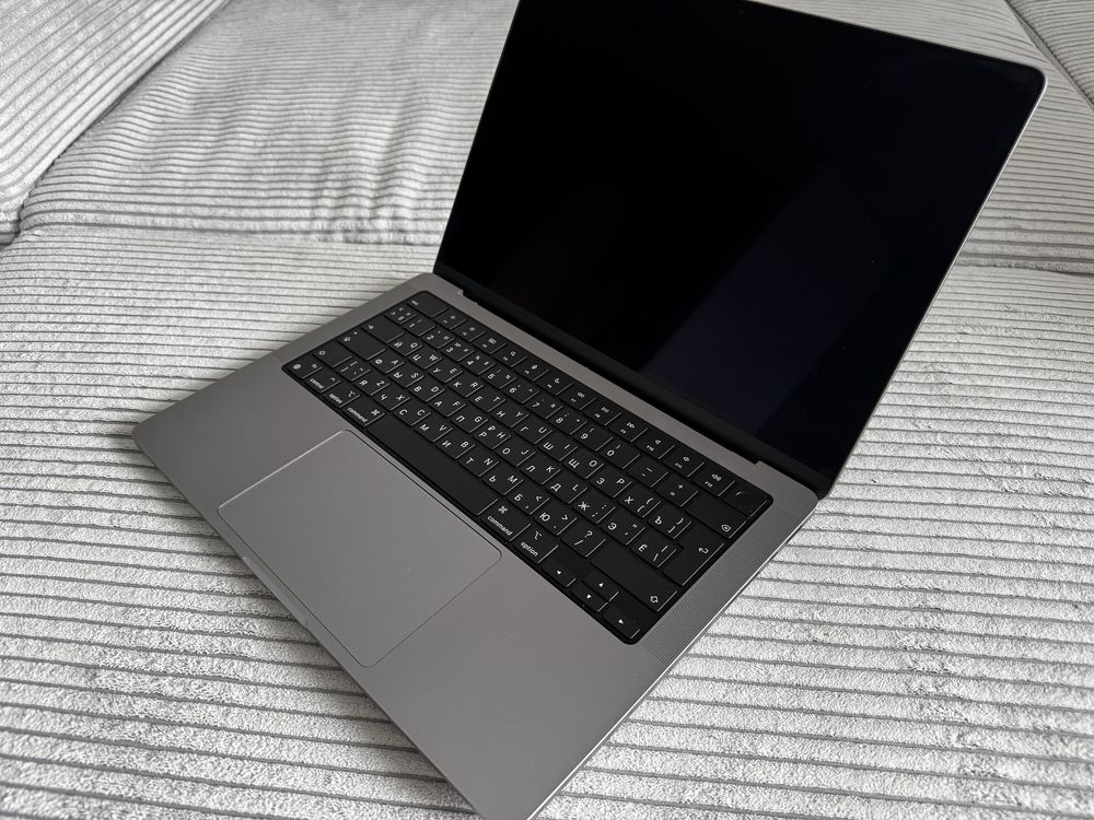 Macbook Pro 2021 14ʼʼ ідеал