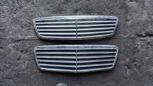 Grill atrapa chłodnicy Mercedes CLK W208 771500002 2088800085