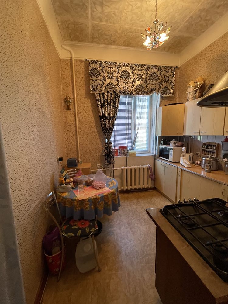 Продам 2 к квартиру Декабристов 38