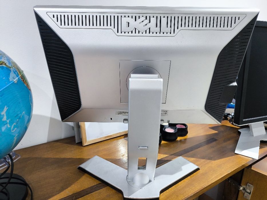 Ecrãs Dell 22in, 2208WFPT