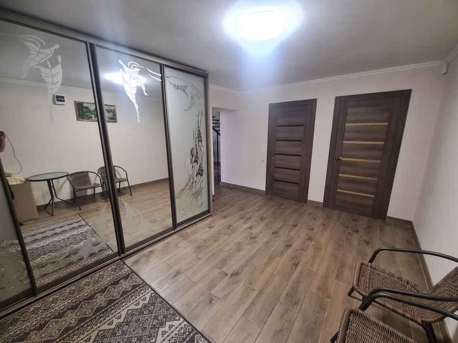 Продаю дом с гаражом. 146кв.м. улица Южная