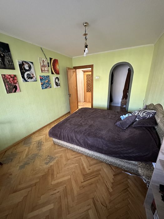 Підселення для дівчини Окрема кімната вул. Пулюя БЕЗ КОМІСІЇ