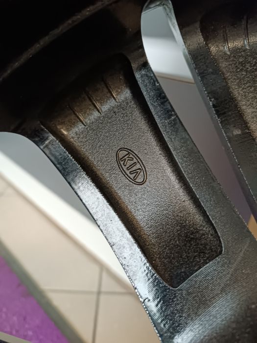 Koło zapasowe oryginalne Kia Sportage 5x114.3 ET40.5 18"