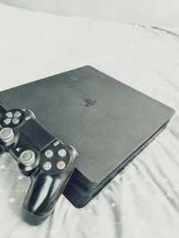 Play station 4 slim