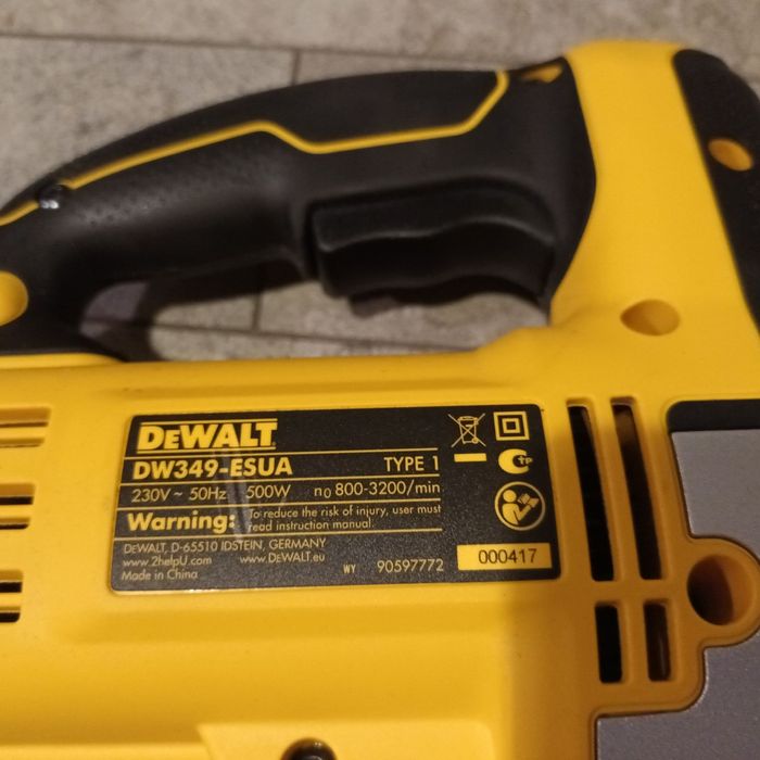 Електролобзик Dewalt DW 349