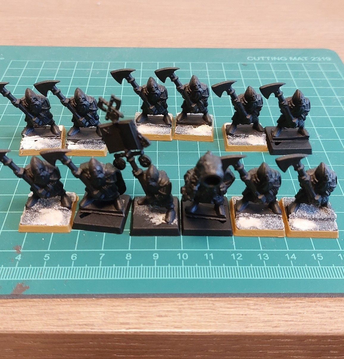 Old World Warhammer - 12 Dwarf Warriors Longbeards z toporami