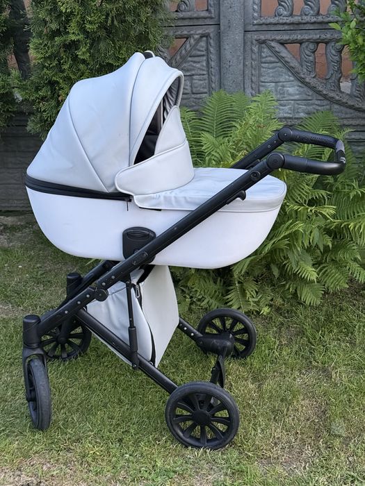Продається дитяча коляска Anex e/type 2в1